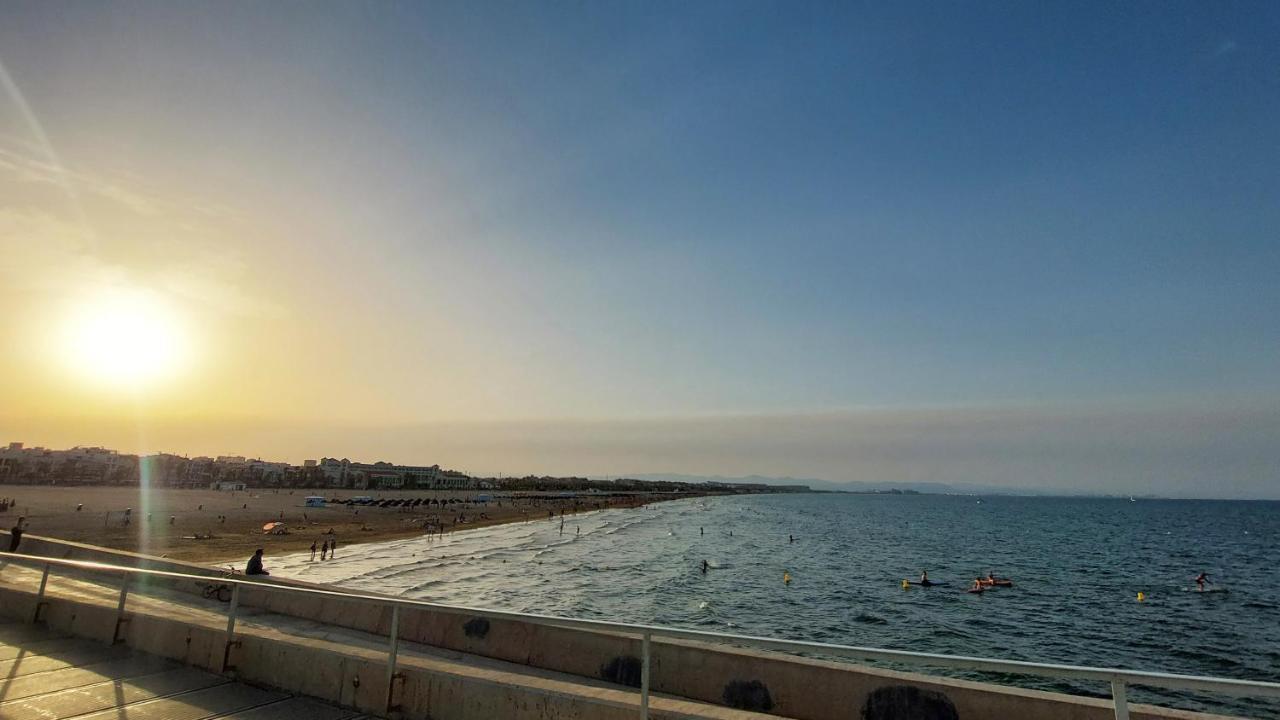 Autentico Velero En Valencia Exterior foto